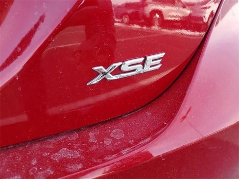 Used 2023 Toyota Camry XSE image 5