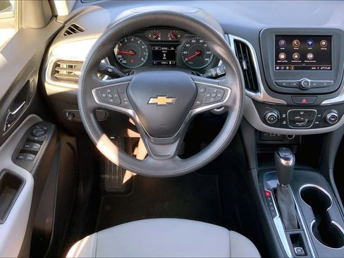 Certified 2021 Chevrolet Equinox LS w/ LS Convenience Package image 5