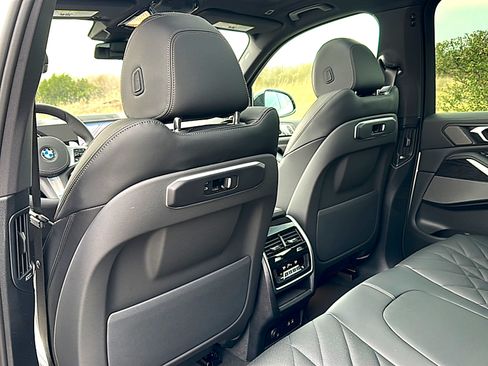 New 2026 BMW X5 sDrive40i w/ M Sport Package RWD image 15