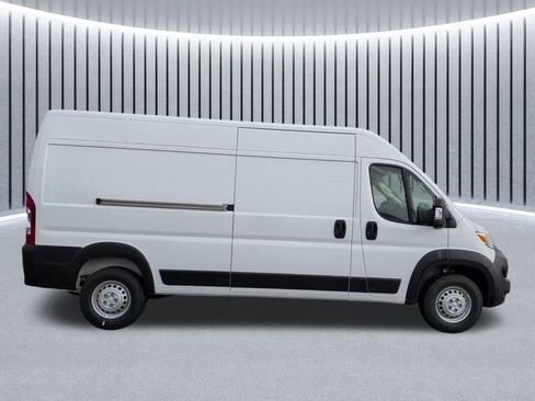 New 2026 RAM ProMaster 2500 w/ Premium Convenience Group image 5