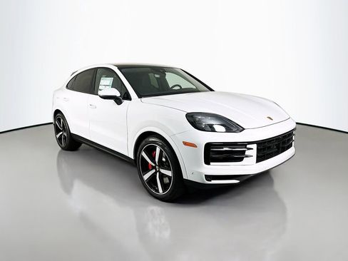 New 2025 Porsche Cayenne S image 7
