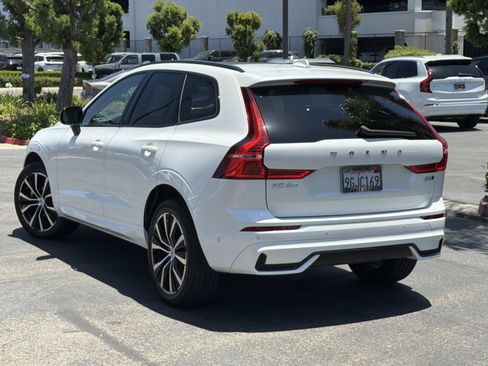 Certified 2023 Volvo XC60 B5 Plus AWD/4WD image 7