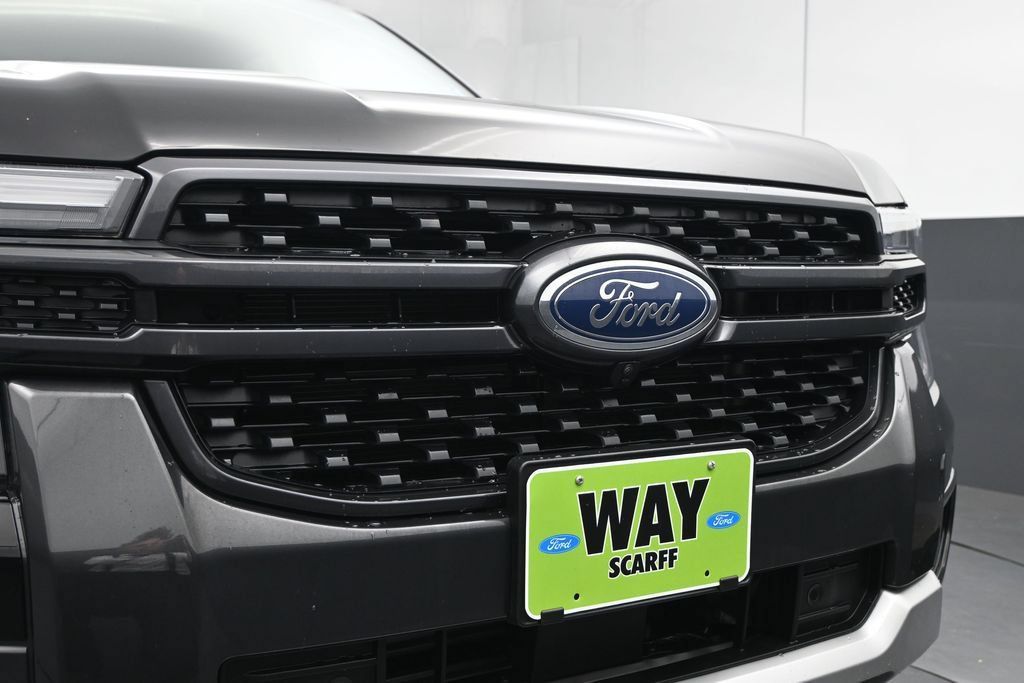 Used 2024 Ford Ranger Lariat w/ FX4 Off-Road Package AWD/4WD image 7