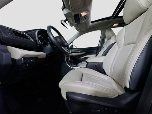 Used 2019 Subaru Ascent Limited image 18