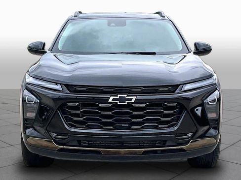 Used 2025 Chevrolet Trax ACTIV w/ Sunroof Package FWD image 4