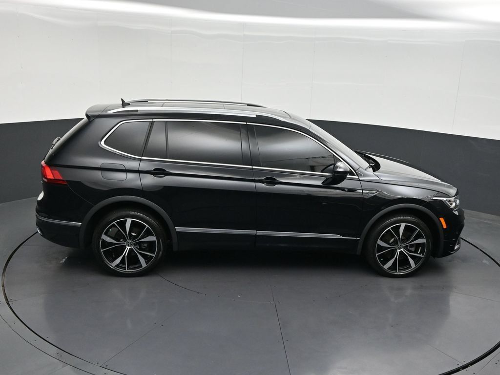 Used 2024 Volkswagen Tiguan SEL R-Line AWD/4WD image 26