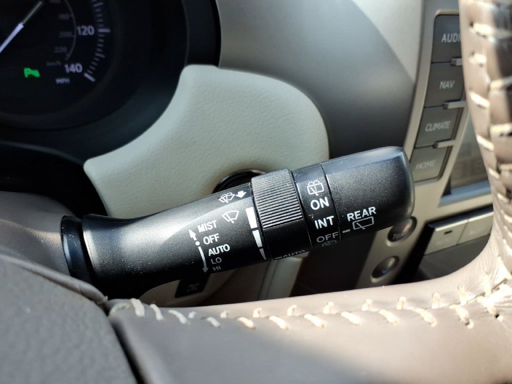 Used 2019 Lexus GX 460 Premium w/ Premium Package AWD/4WD image 28