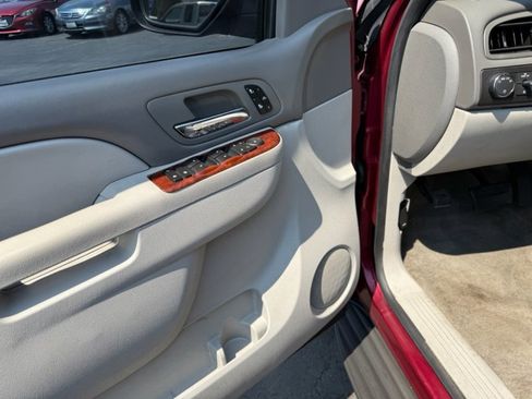 Used 2010 Chevrolet Tahoe LT w/ Luxury Package image 26