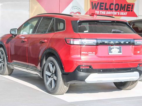 New 2026 Honda Prologue Touring image 3