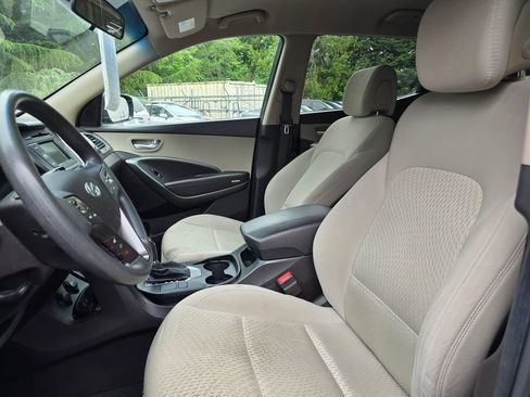Used 2018 Hyundai Santa Fe Sport FWD image 12