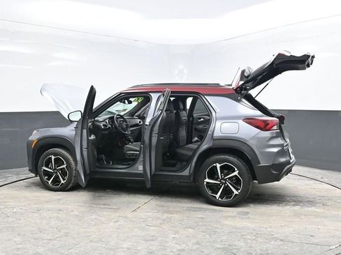 Used 2022 Chevrolet TrailBlazer RS w/ Technology Package image 42