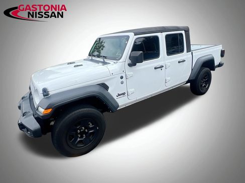 Used 2023 Jeep Gladiator Sport w/ Trailer Tow Package AWD/4WD image 5