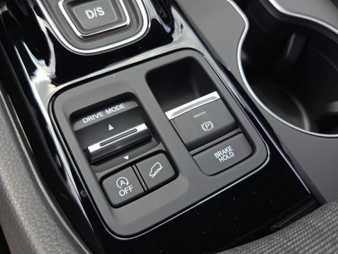 New 2026 Honda Pilot Sport image 18