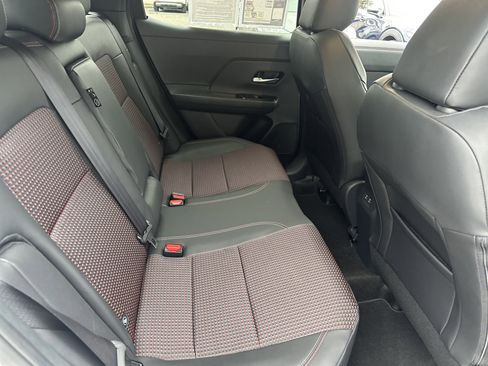 Used 2026 Nissan Kicks SR image 14