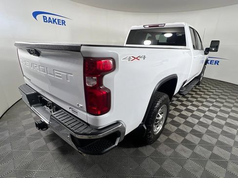 Used 2020 Chevrolet Silverado 2500 LT AWD/4WD image 6