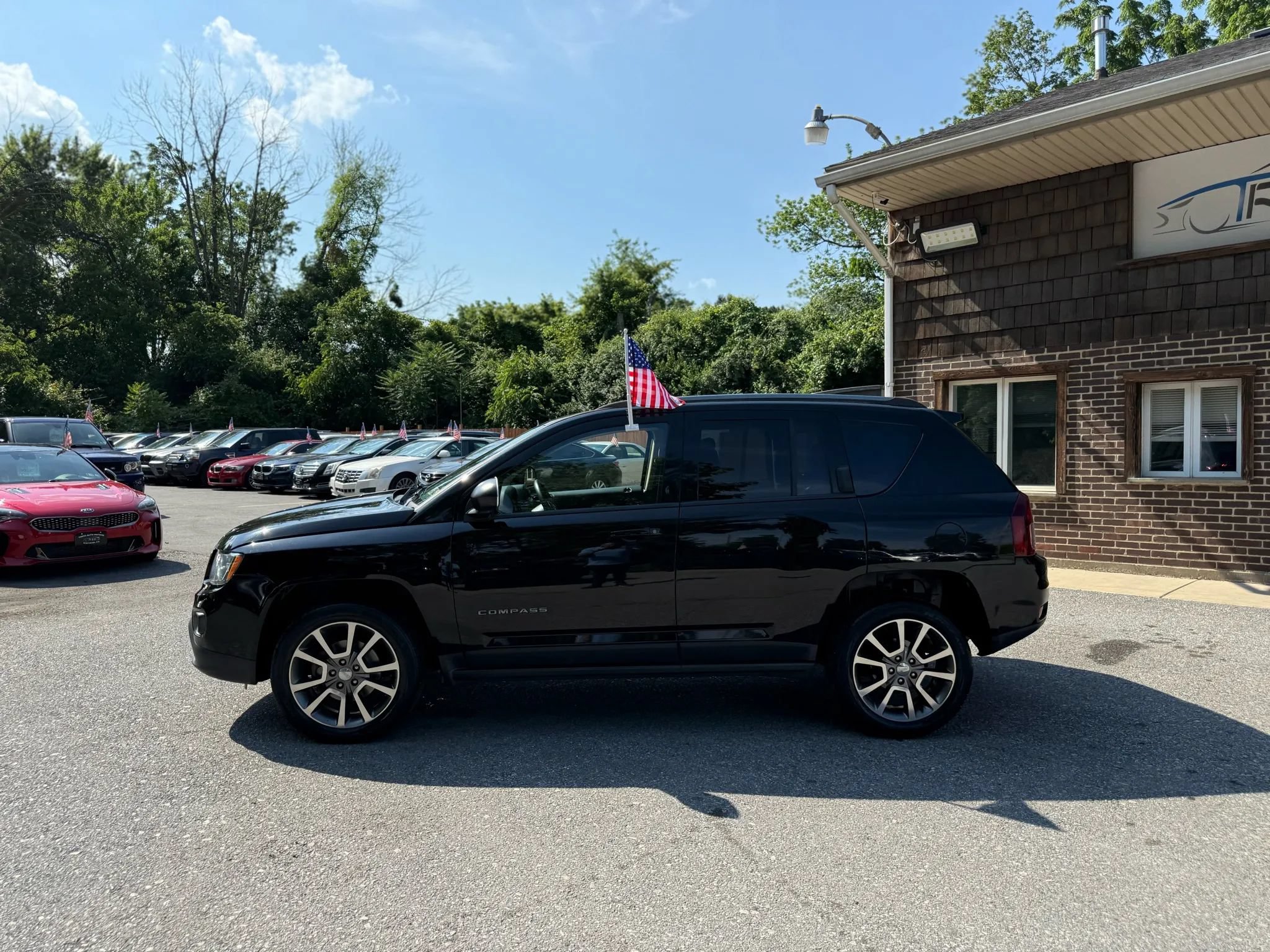 Used 2017 Jeep Compass Sport w/ Power Value Group AWD/4WD image 4