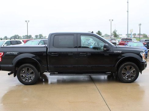 Used 2018 Ford F150 XLT w/ Equipment Group 302A Luxury AWD/4WD image 4