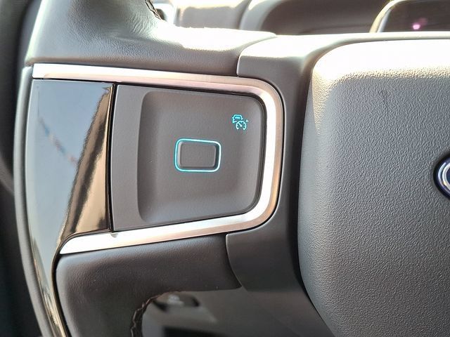 Used 2025 Ford Expedition Platinum AWD/4WD image 19