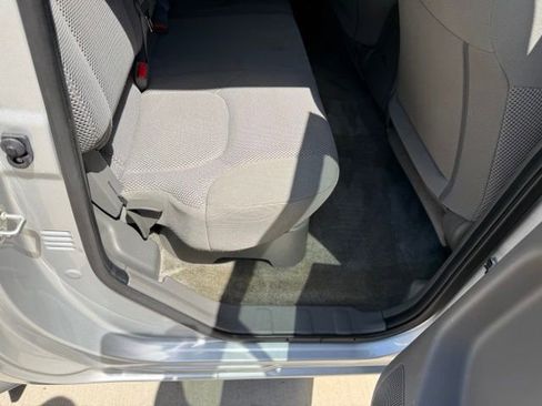 Used 2018 Nissan Frontier SV AWD/4WD image 68