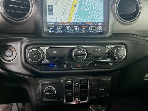 Used 2023 Jeep Wrangler Unlimited w/ 8.4" Radio Group AWD/4WD image 23