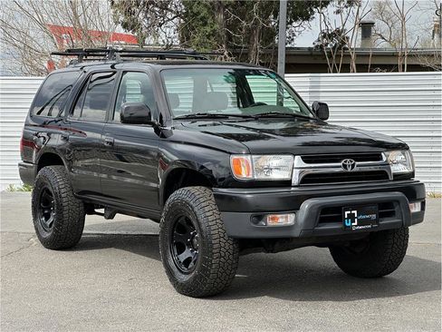 Used 2001 Toyota 4Runner SR5 image 8