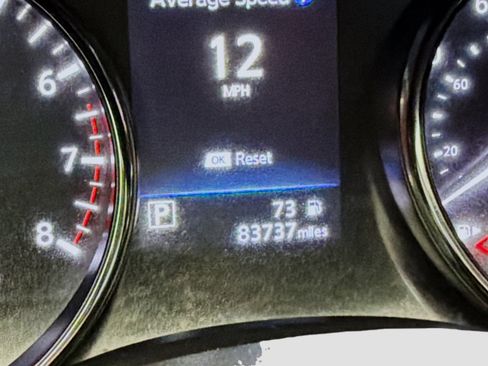 Used 2019 Nissan Rogue S image 8