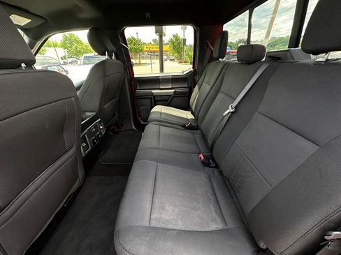 Used 2019 Ford F150 XLT w/ Equipment Group 302A Luxury AWD/4WD image 9
