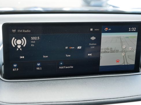 Used 2023 Acura MDX SH-AWD w/ Technology Package image 22