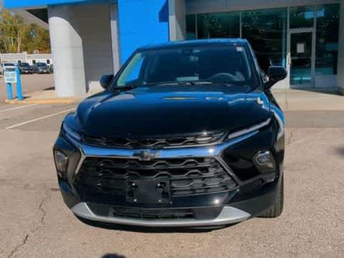 New 2025 Chevrolet Blazer LT w/ Driver Confidence Package image 3