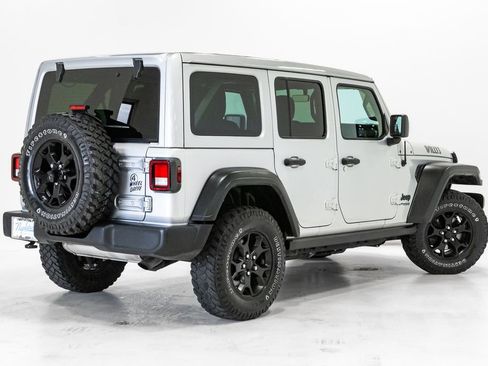 Used 2022 Jeep Wrangler Unlimited Sport image 30