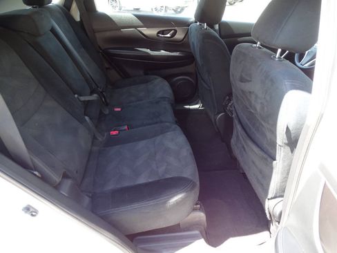 Used 2015 Nissan Rogue AWD S 2.5L 4-Cyl SUV image 28