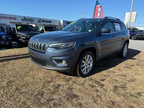 Certified 2020 Jeep Cherokee Limited image 3