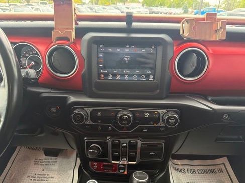 Used 2020 Jeep Gladiator Rubicon w/ Trailer Tow Package AWD/4WD image 22