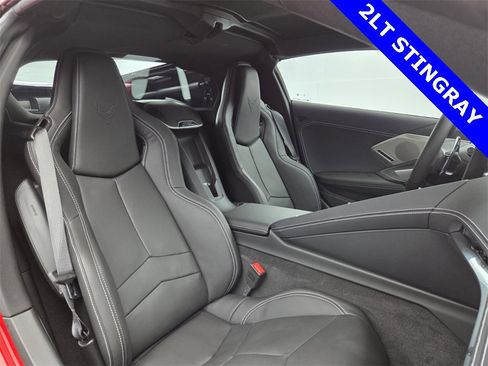 Used 2024 Chevrolet Corvette Stingray Preferred Cpe w/ 2LT image 19
