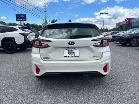 Used 2024 Subaru Impreza 2.0i Sport AWD/4WD image 17