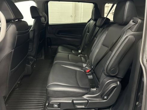 Used 2024 Honda Odyssey Touring image 35
