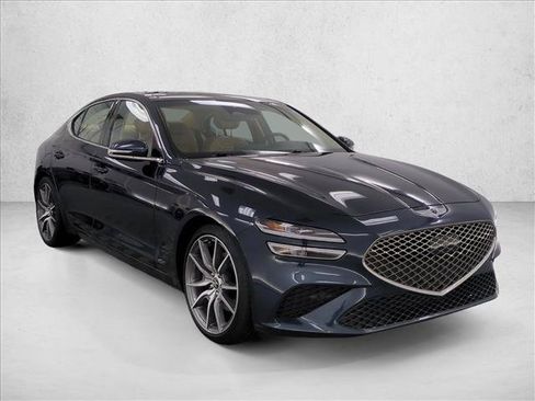 Used 2022 Genesis G70 2.0T w/ Prestige Package RWD image 3