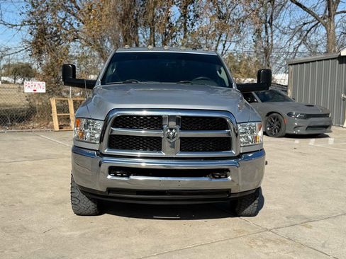 Used 2015 RAM 3500 Tradesman w/ Chrome Appearance Group image 5