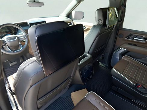 New 2026 GMC Yukon XL Denali Ultimate w/ LPO, Illumination Package image 22