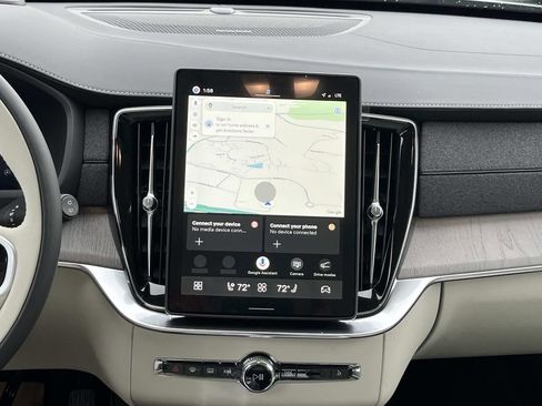New 2026 Volvo XC90 B6 Ultra w/ Protection Package AWD/4WD image 16
