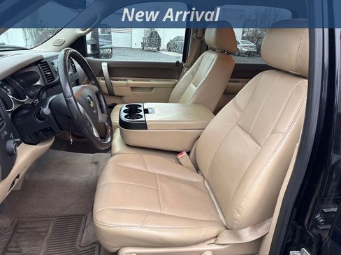 Used 2012 Chevrolet Silverado 3500 LT w/ Interior Plus Package image 7