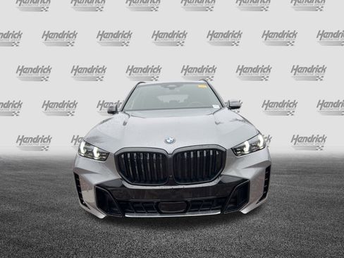 Used 2026 BMW X5 xDrive40i w/ M Sport Package image 3