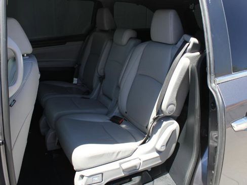 Used 2020 Honda Odyssey EX-L image 12