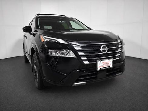 Used 2026 Nissan Rogue Platinum w/ Platinum Premium Package AWD/4WD image 3