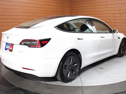 Used 2022 Tesla Model 3 Long Range image 16