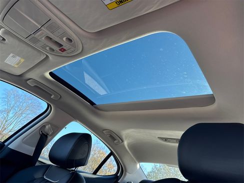 New 2026 Genesis G70 2.5T Prestige image 32