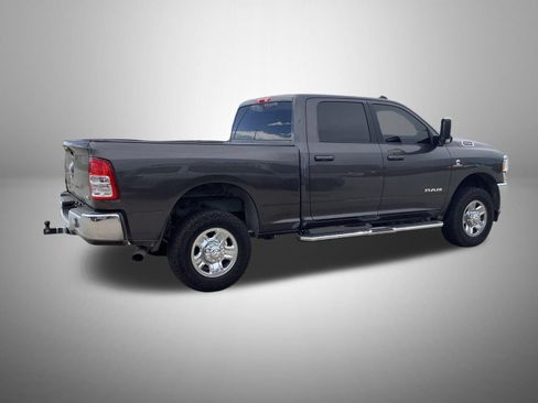 Used 2021 RAM 2500 Big Horn AWD/4WD image 3
