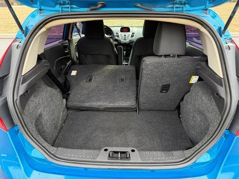 Used 2012 Ford Fiesta SE image 25