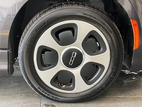Used 2016 FIAT 500 e FWD image 12