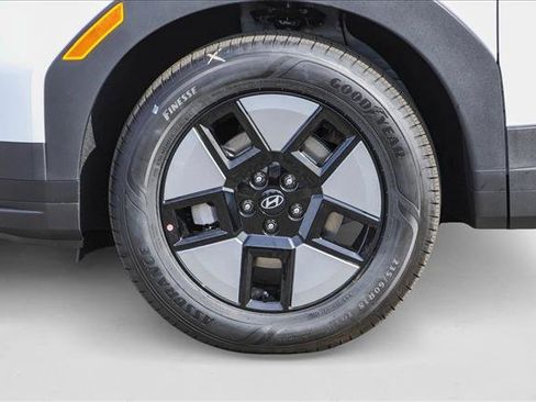 New 2026 Hyundai Santa Fe SE image 9